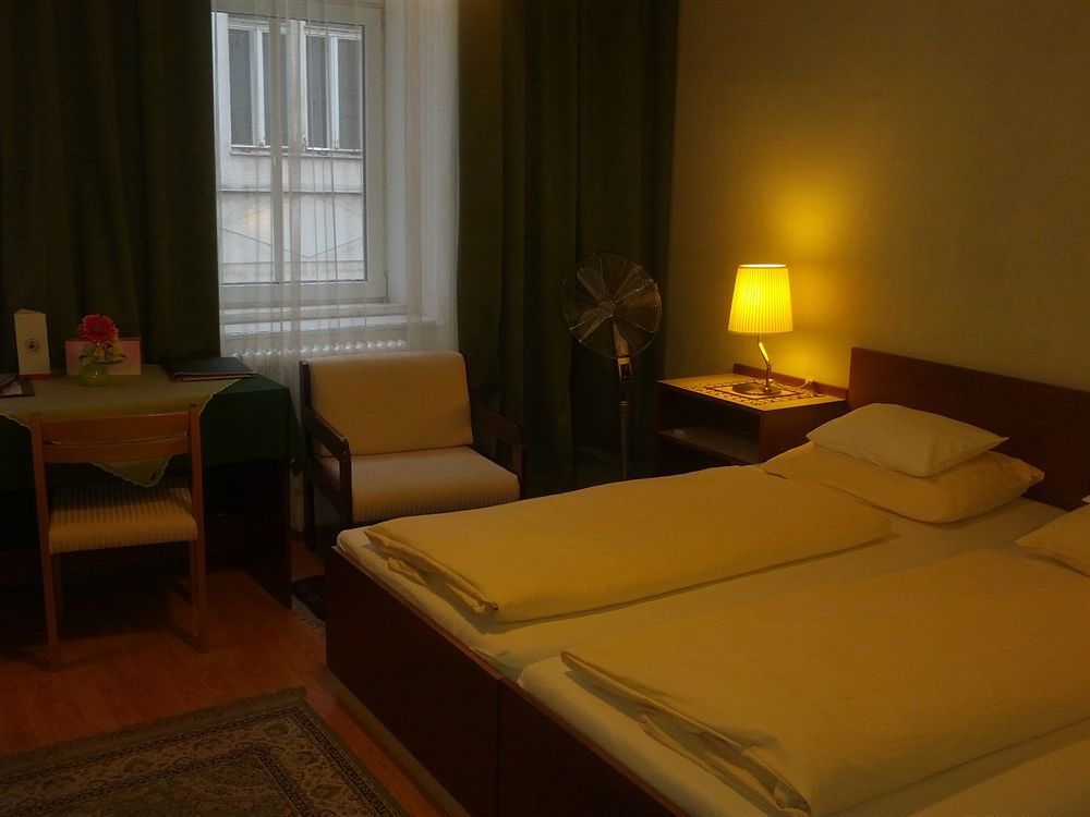 Pension Hotel Mariahilf Vienne Extérieur photo