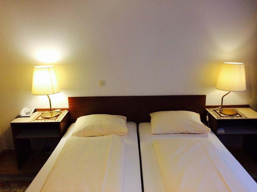 Pension Hotel Mariahilf Vienne Extérieur photo